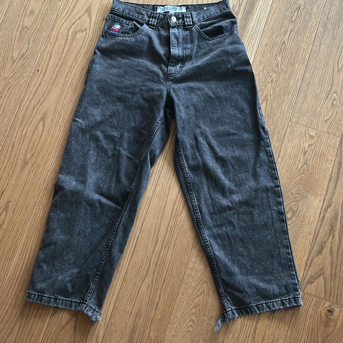 svarta baggy jeans från Big Boy - 1
