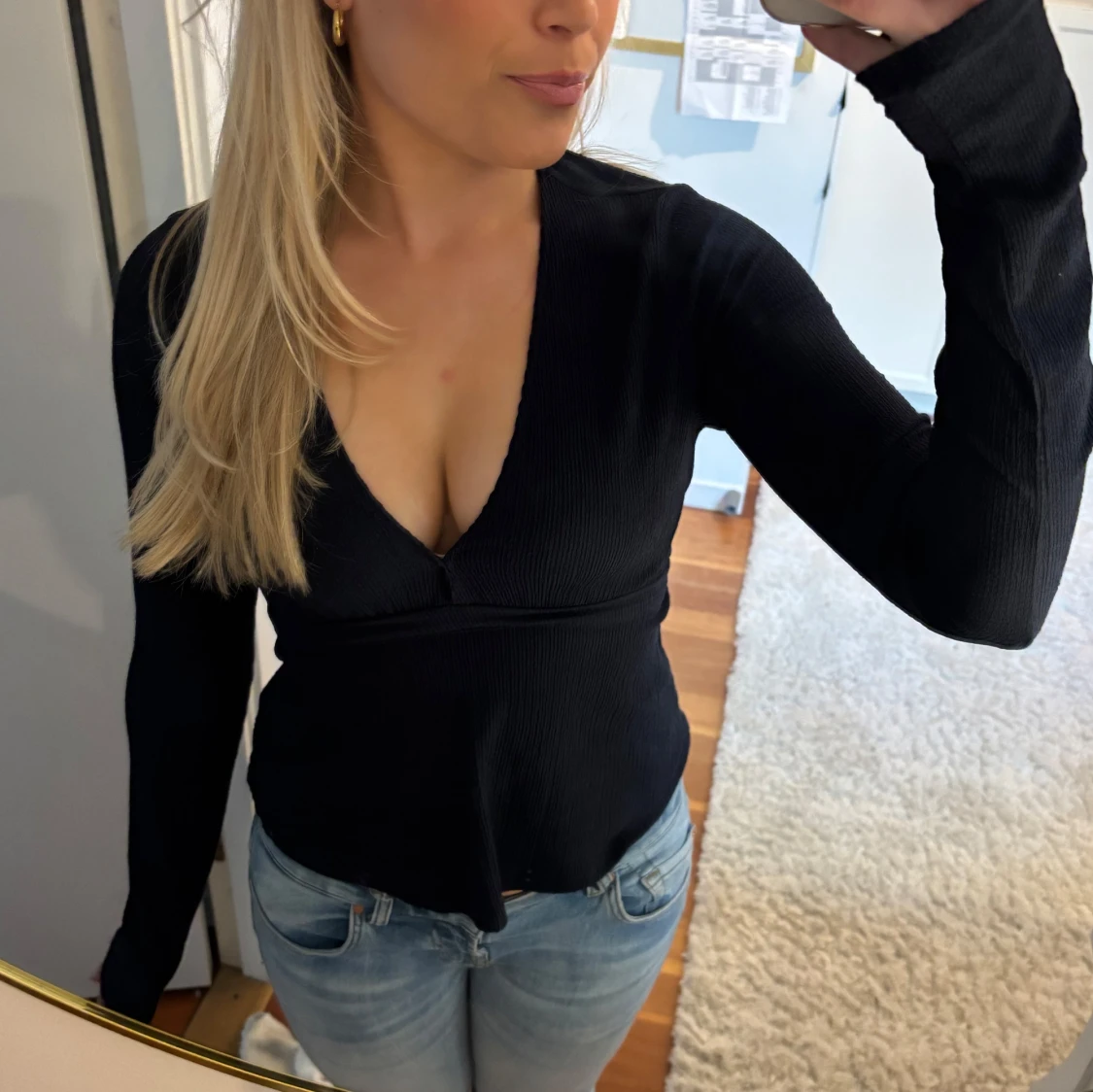 Mörkblå topp från Nelly