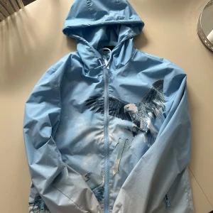 Trapstar bird windbreaker  - Bra skick 