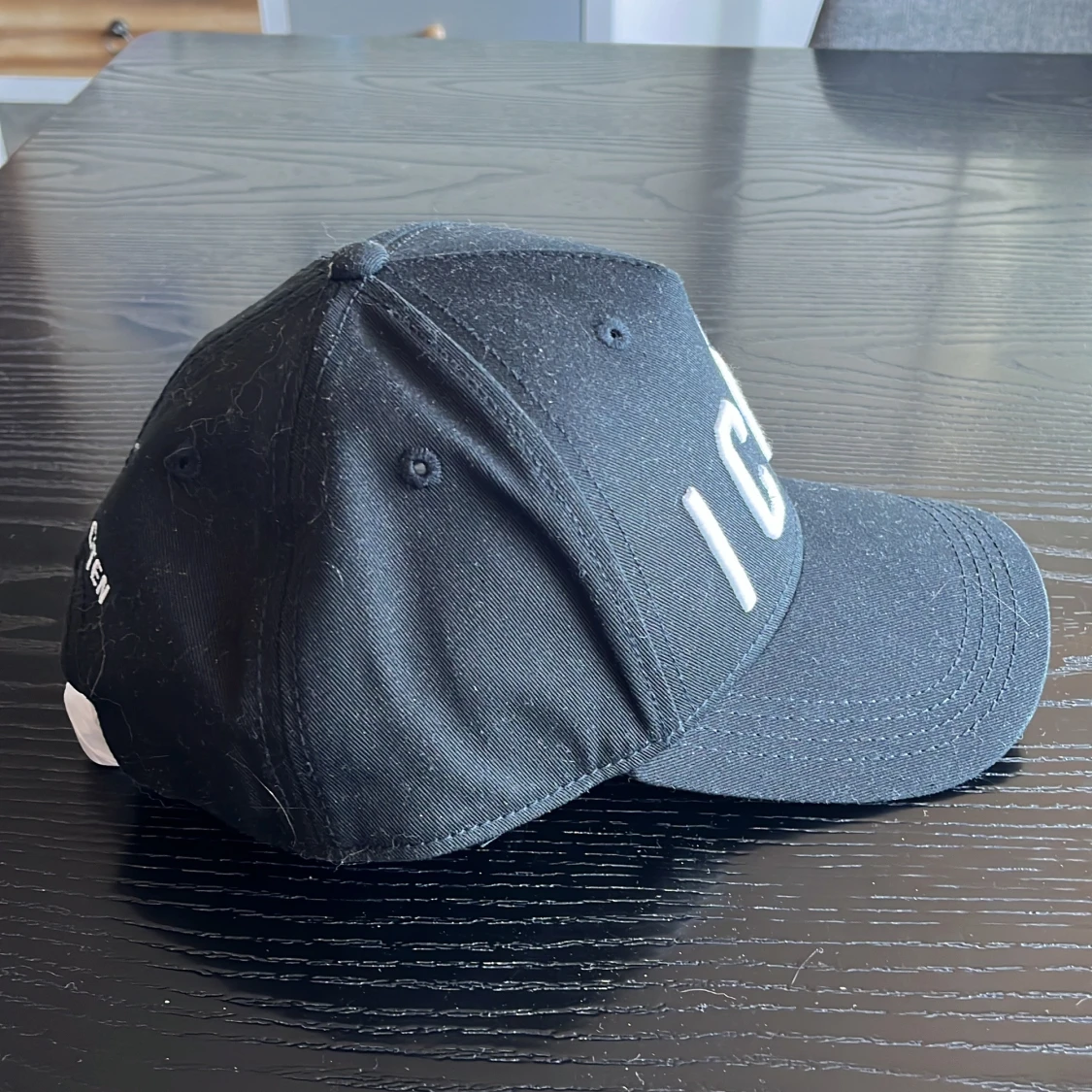 Svart keps från Dsquared2 - 3