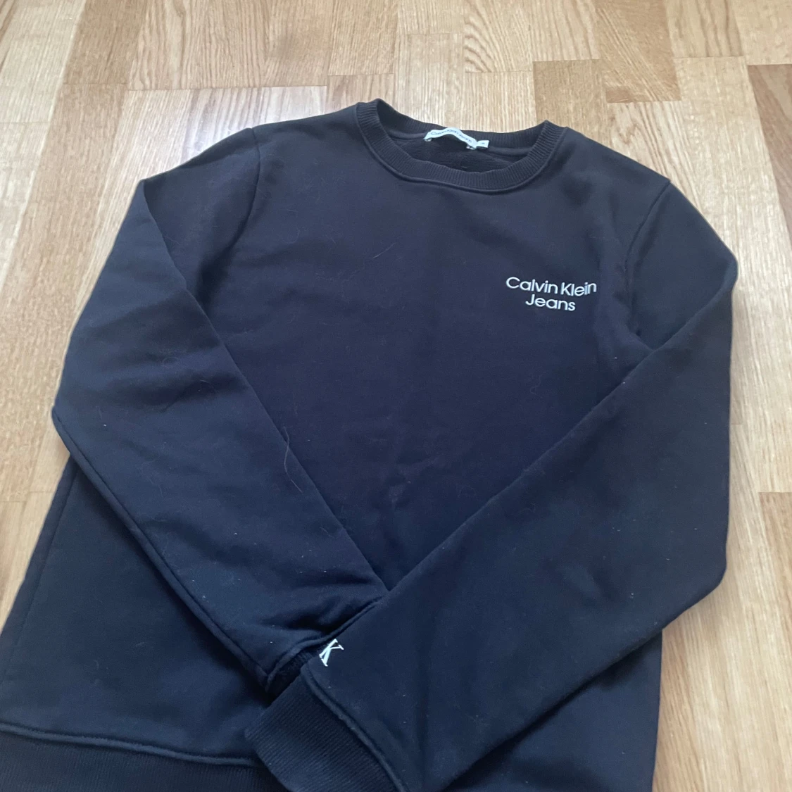 Svart sweatshirt från Calvin Klein Jeans - 1