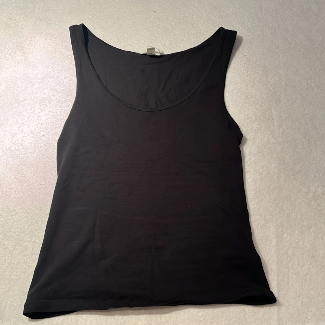 Svart enkel linnetopp - 2