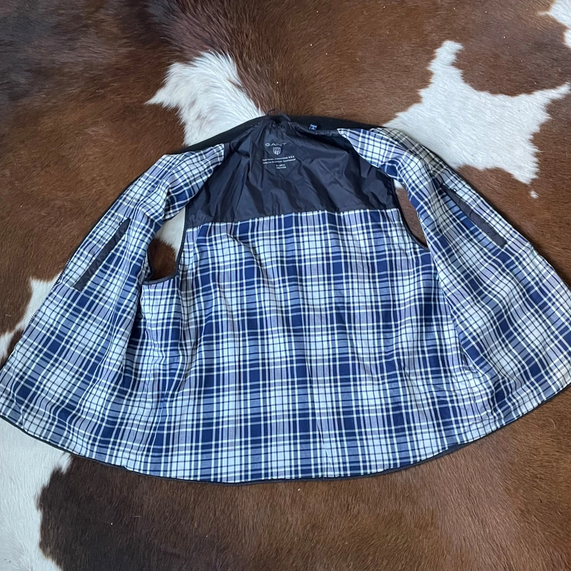 Svart quiltad väst från Gant - 1