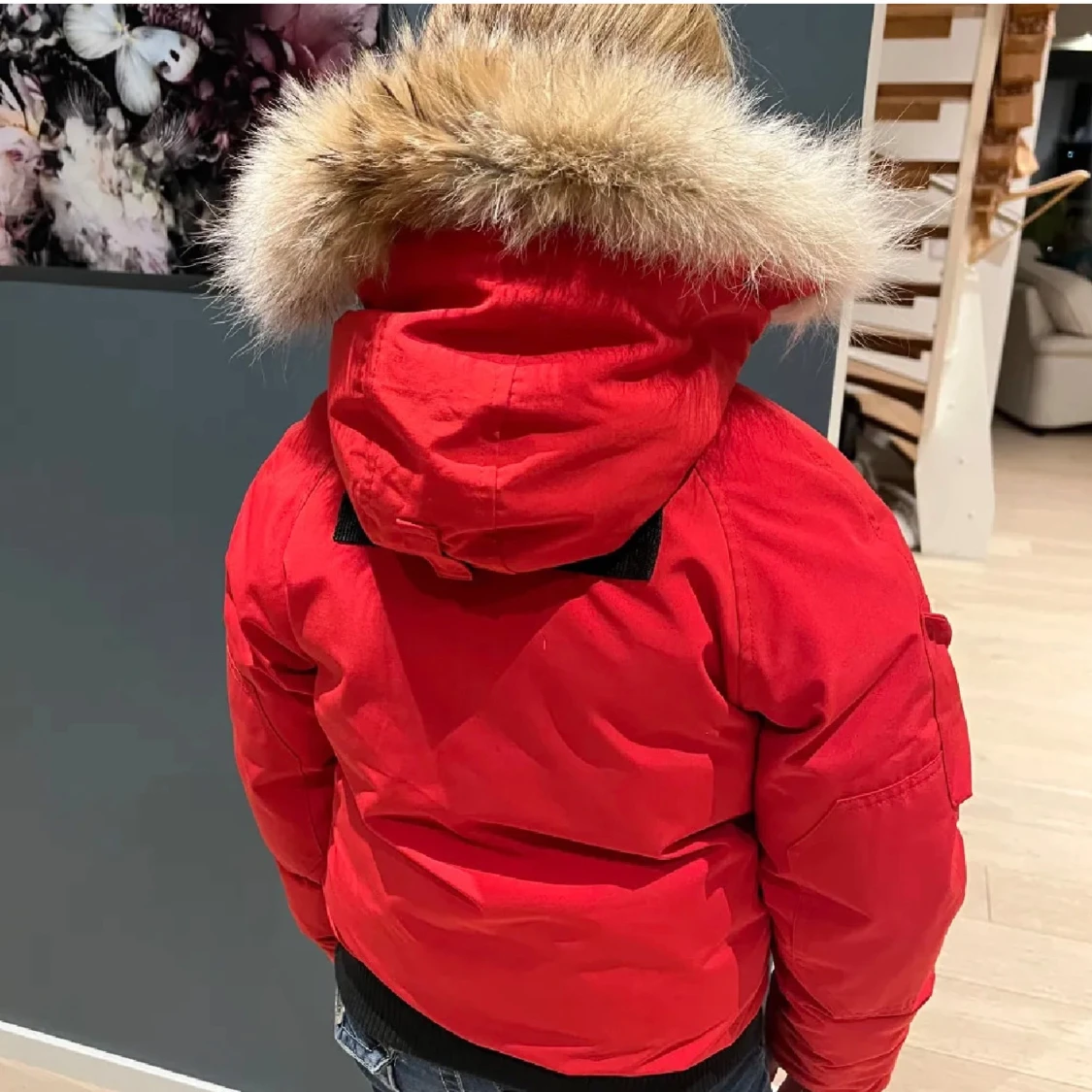 Röd Canada Goose dunjacka med pälshuva - 1