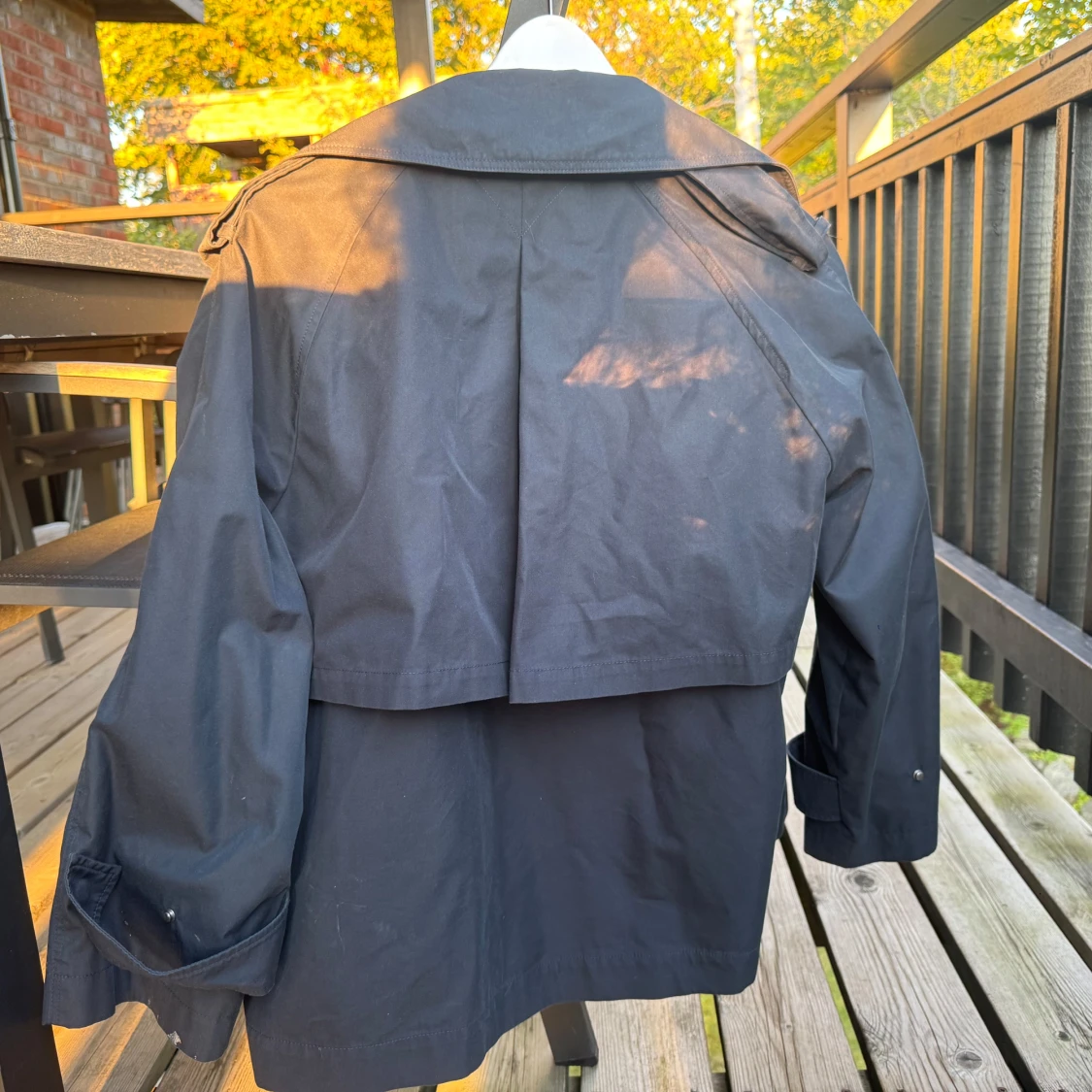 Blå  trenchcoat från Massimo Dutti - 1