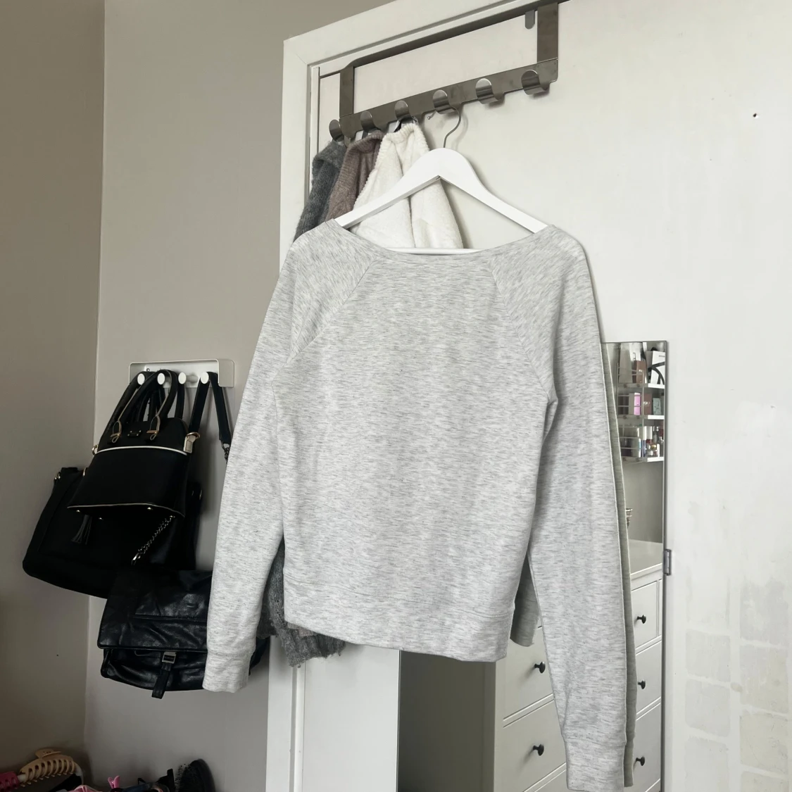 Grå sweatshirt från Victoria's Secret PINK - 3