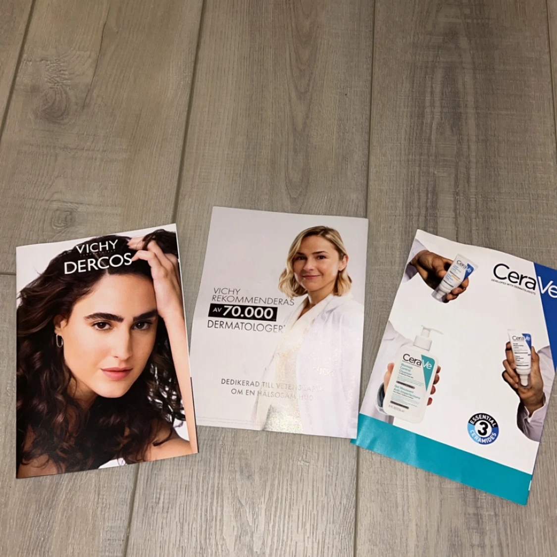 Reklamhäften från Vichy och Cerave