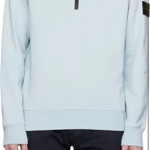 Stone island tröja  - Ljusblå stone island tröja sällan använd riktigt bra skick. Fråga om ni undrar något 
