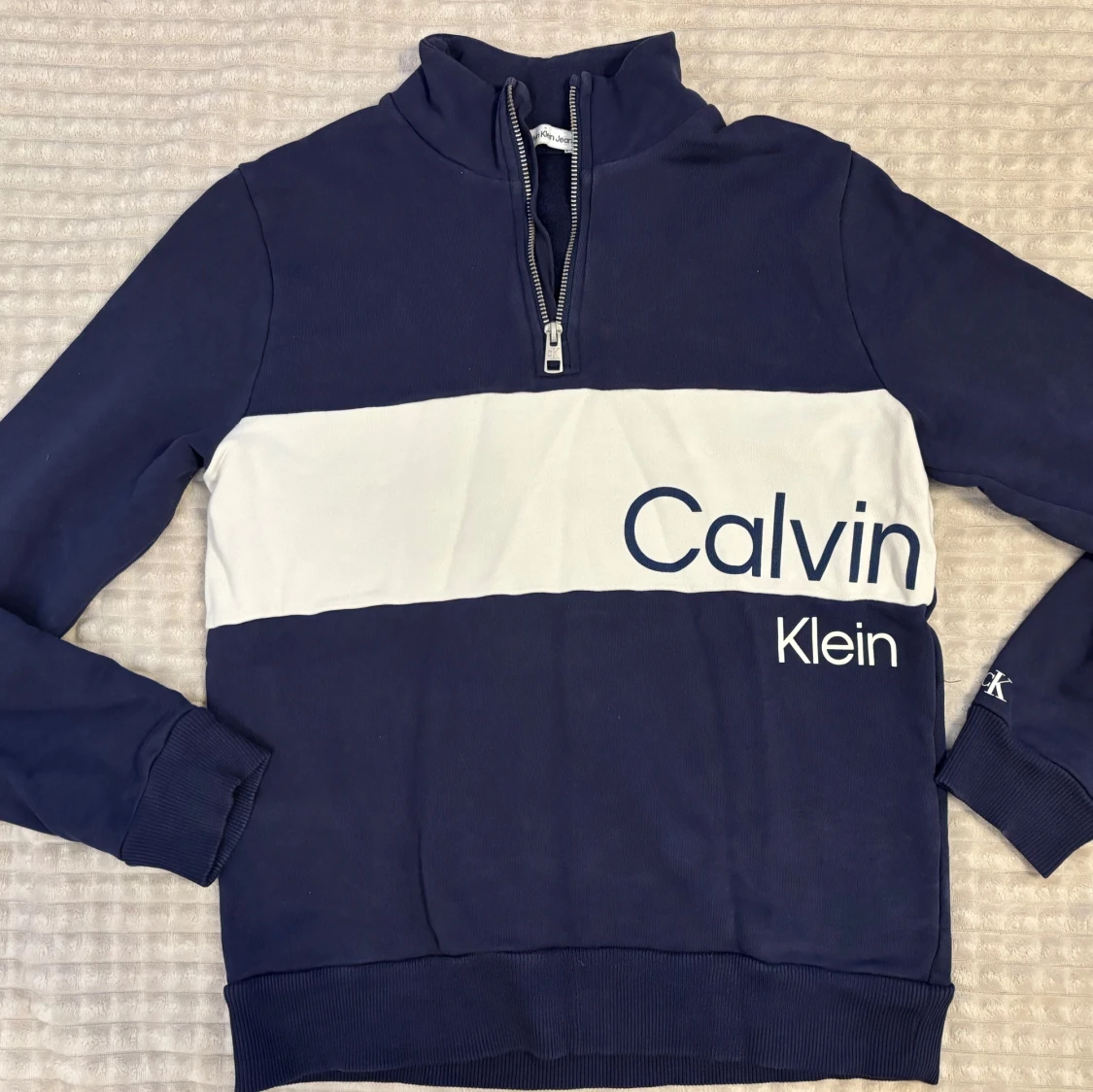 Marinblå half zip tröja Calvin Klein
