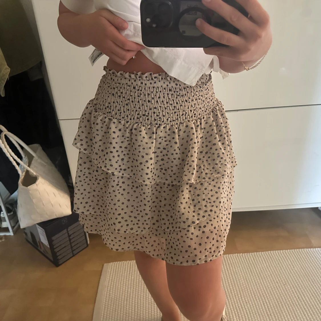 Beige prickig volangkjol - 3