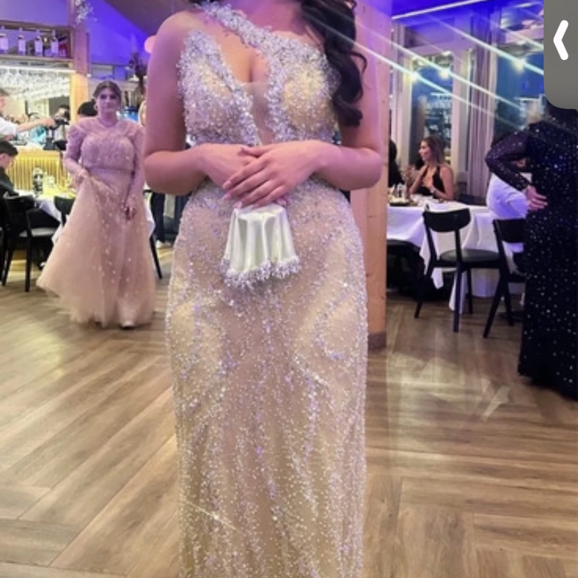 Festklänning / förlovningsklänning 