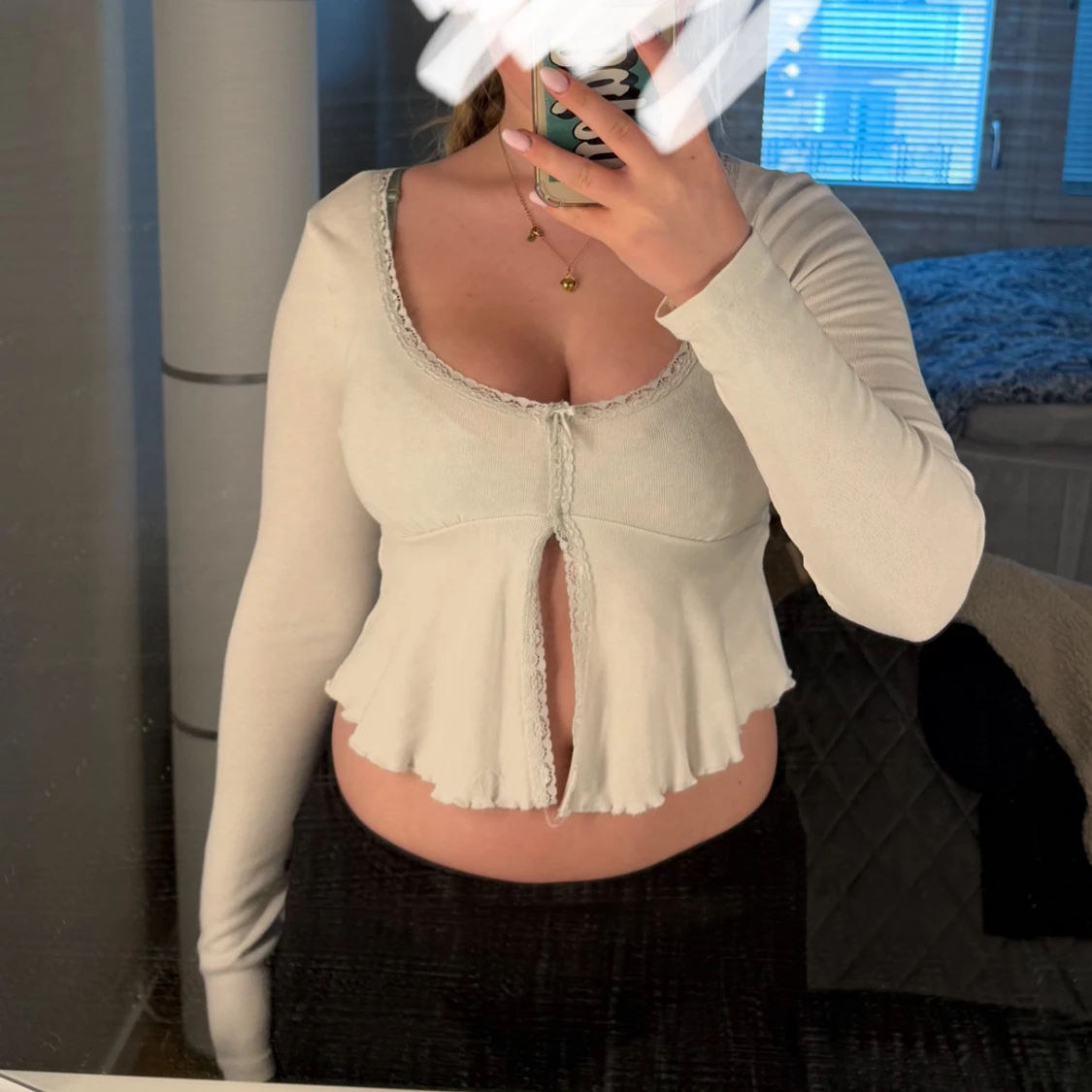 Vit croppad långärmad topp - 1