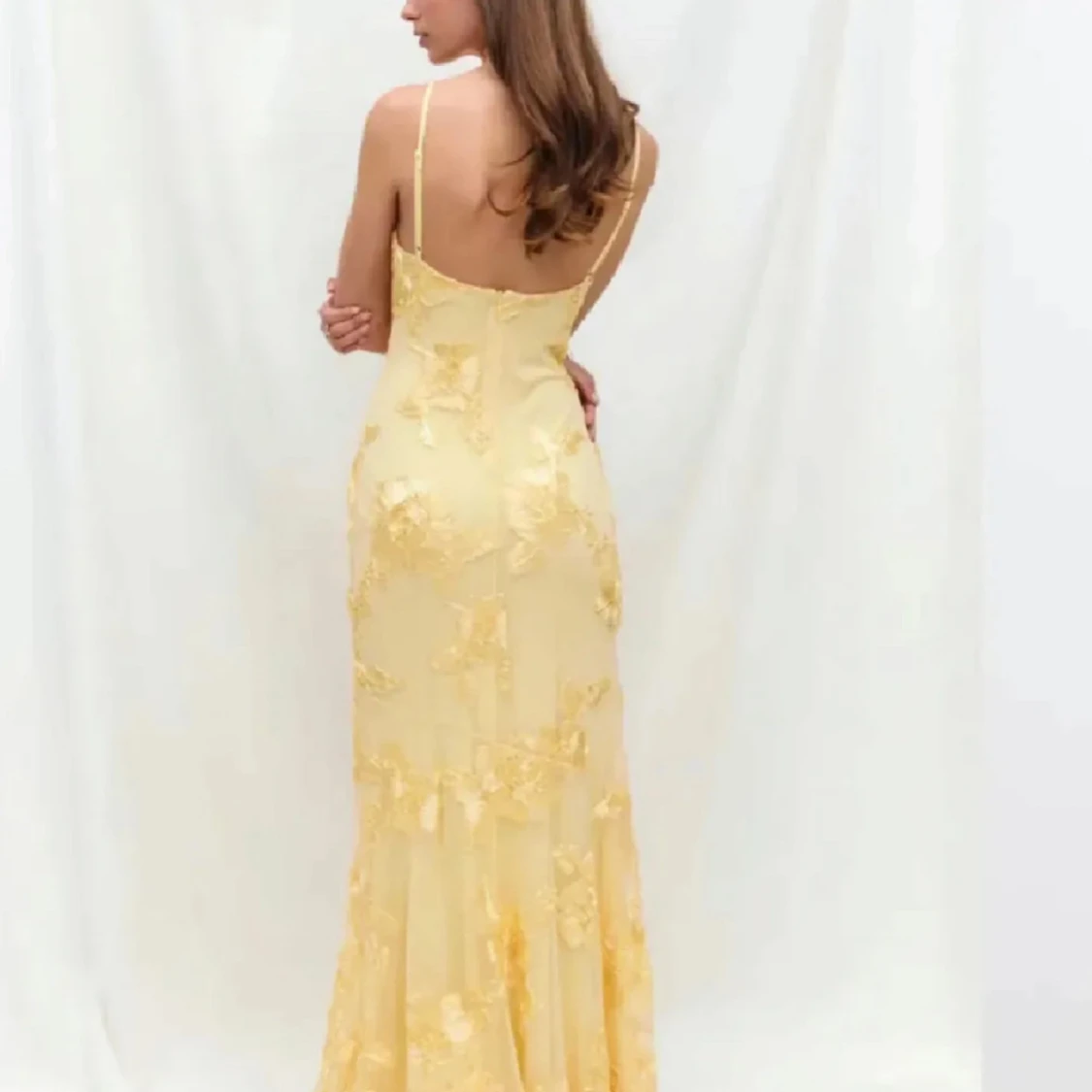 Gul balklänning  - 1