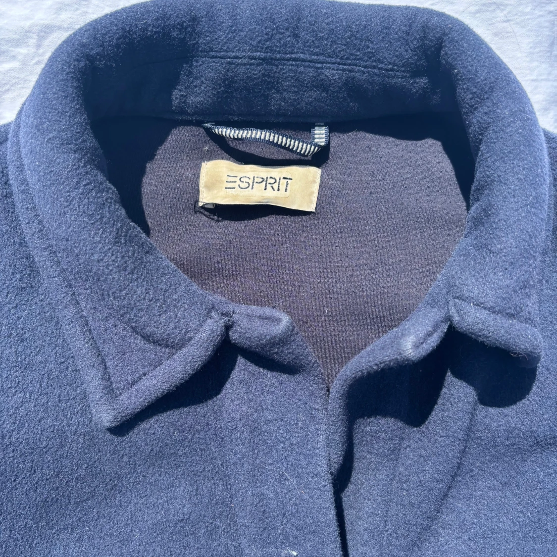 Mörkblå ulljacka från Esprit - 1