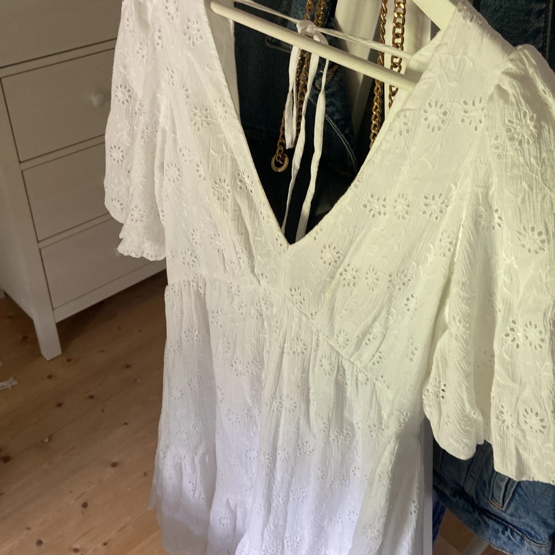 Vit kortklänning från Nobody's Child - 1