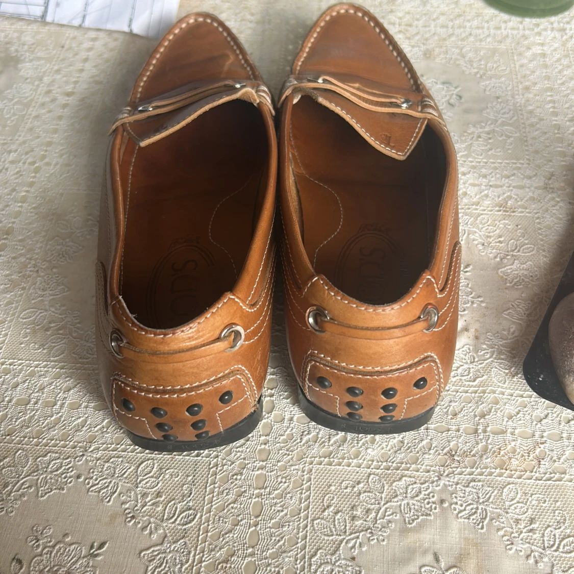Bruna loafers i skinn från Tod's - 1
