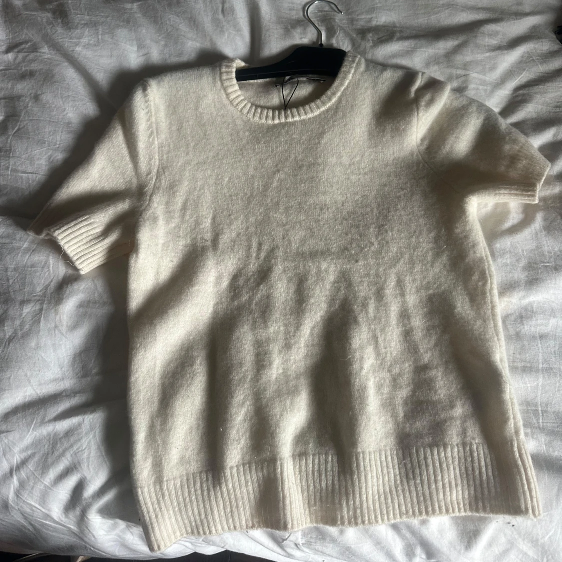 Vit stickad kortärmad tröja från Zara - 2