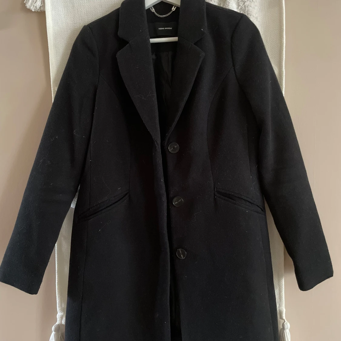 Svart kappa från Vero Moda XS