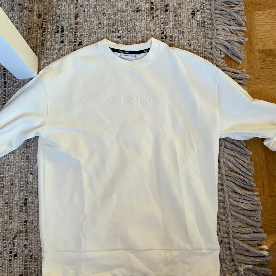 Vit sweatshirt från Calvin Klein