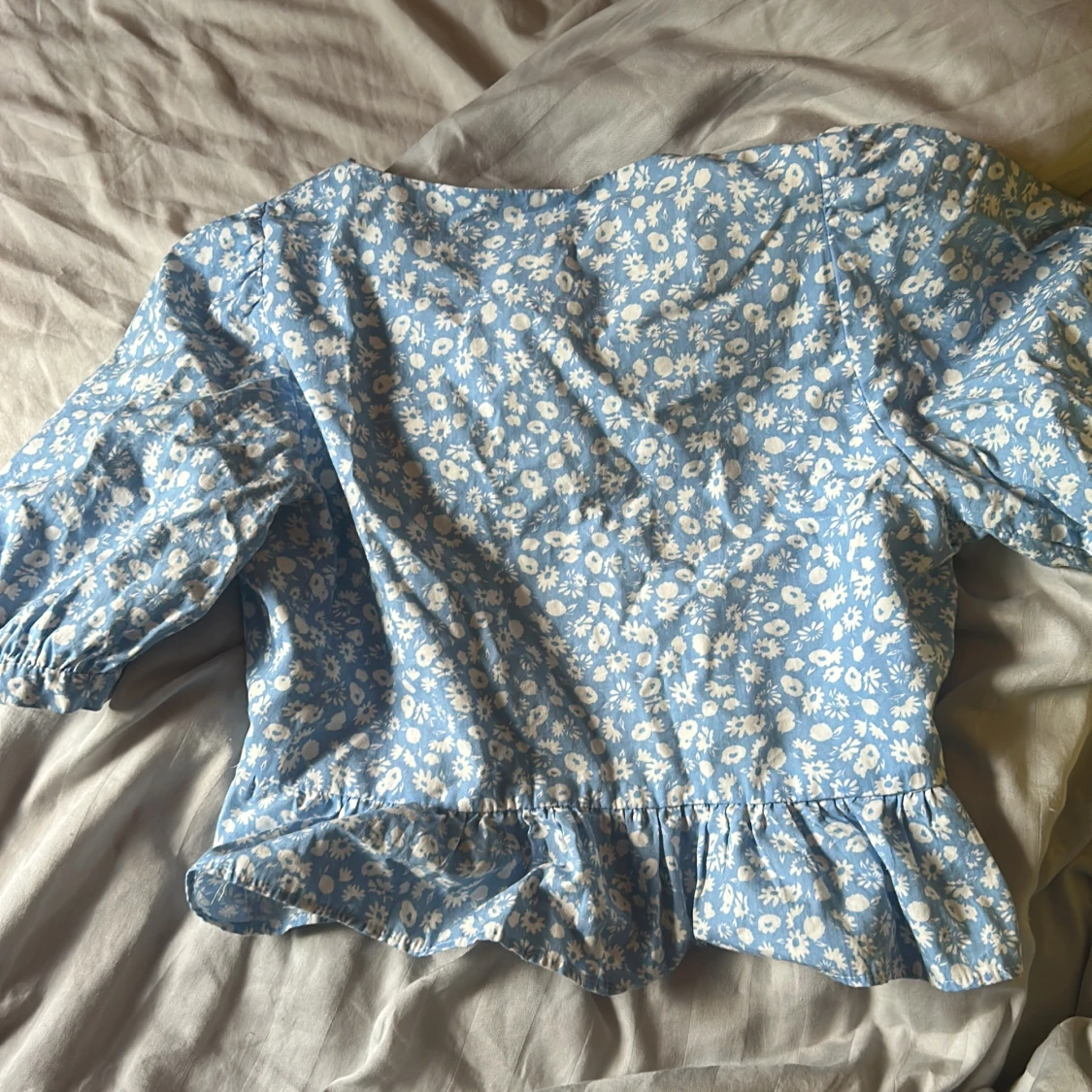 Blommig blå blus från Zara - 1