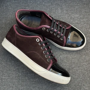 Lanvin Skor | 43 - Lanvin Dbb1 sneakers | Storlek 8, passar 43 | Grymt skick | Original box ingår | INGA BYTEN | Fraktar spårbart eller möts upp i Täby