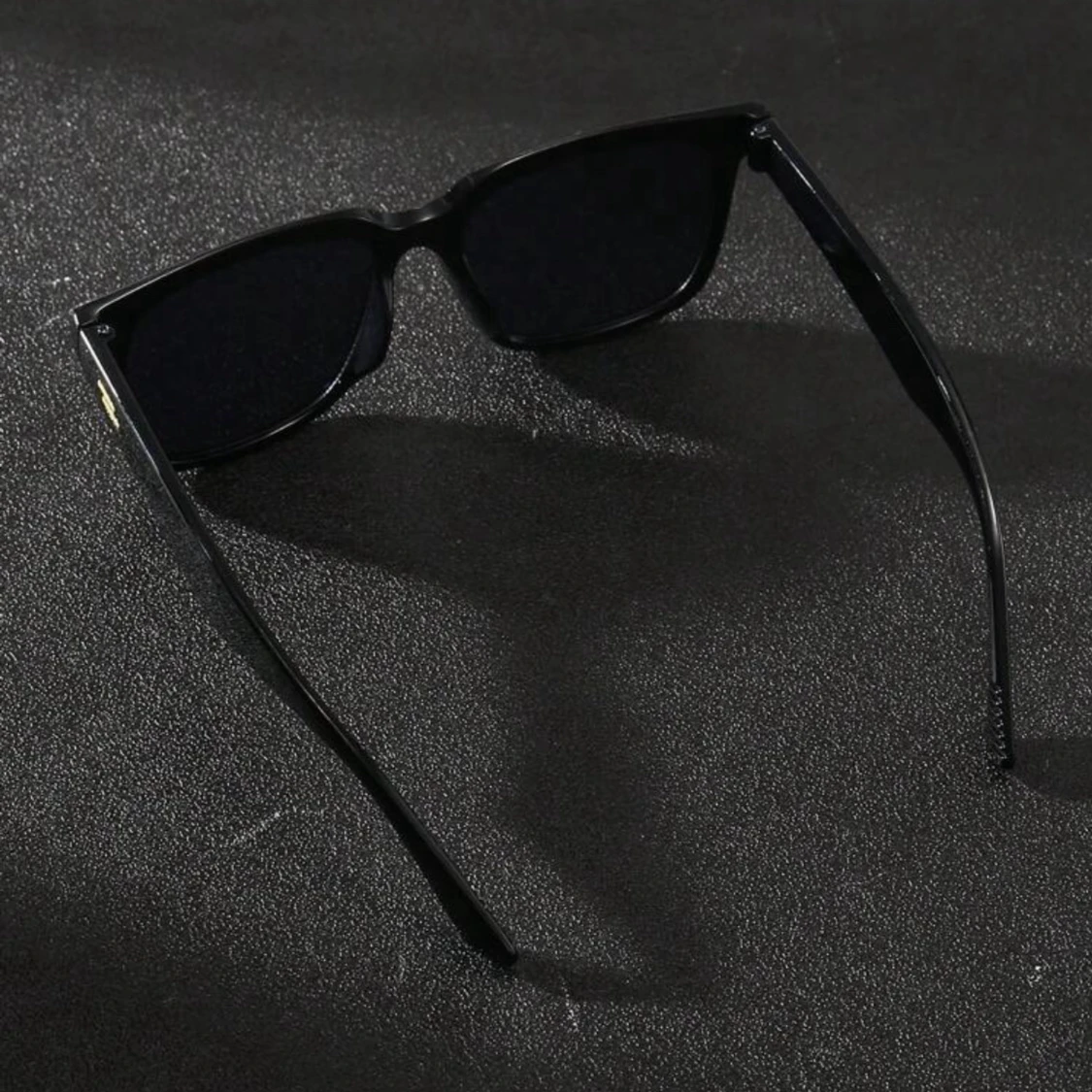 Svarta fyrkantiga solglasögon - 2