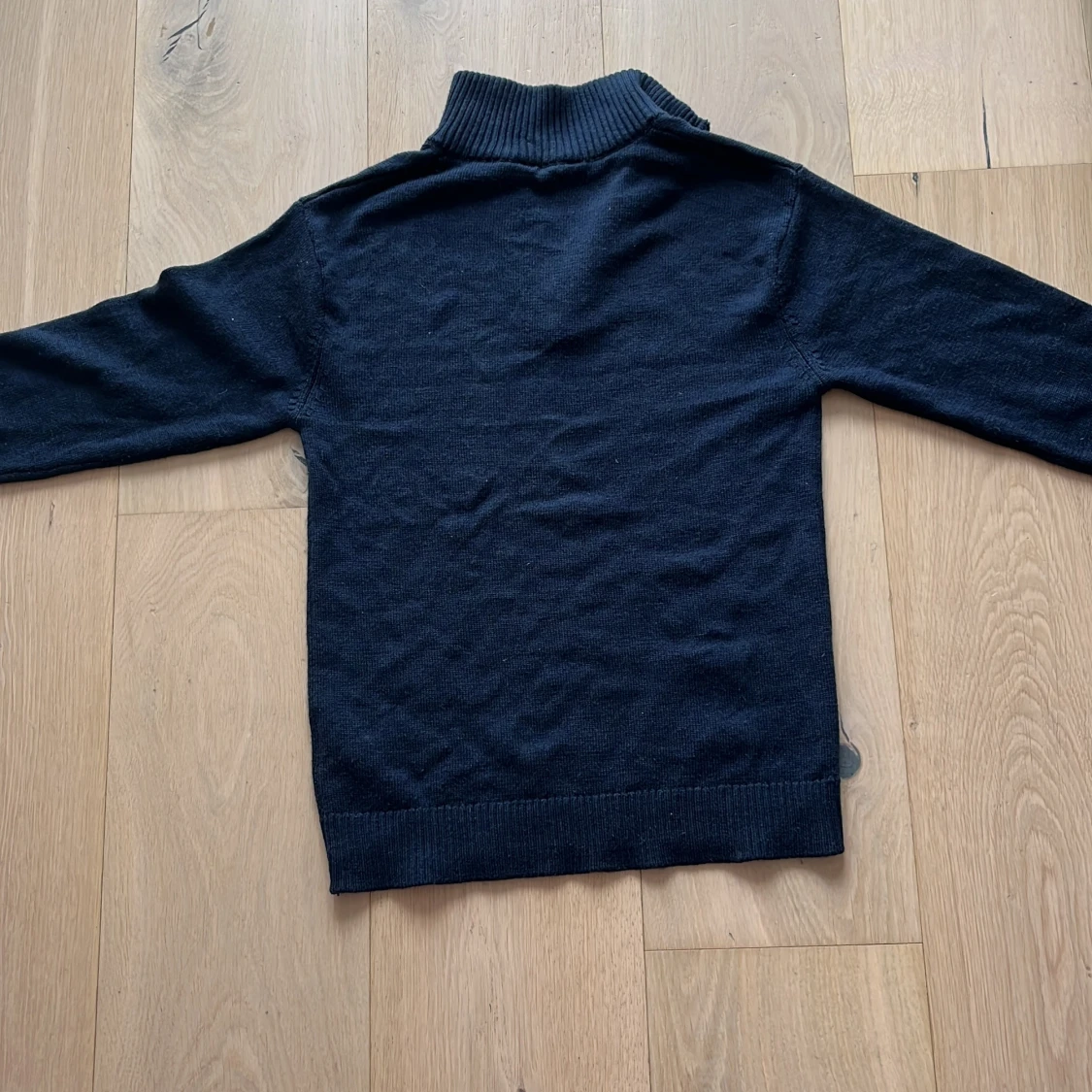 Mörkblå halvziptröja i merinoull - 1