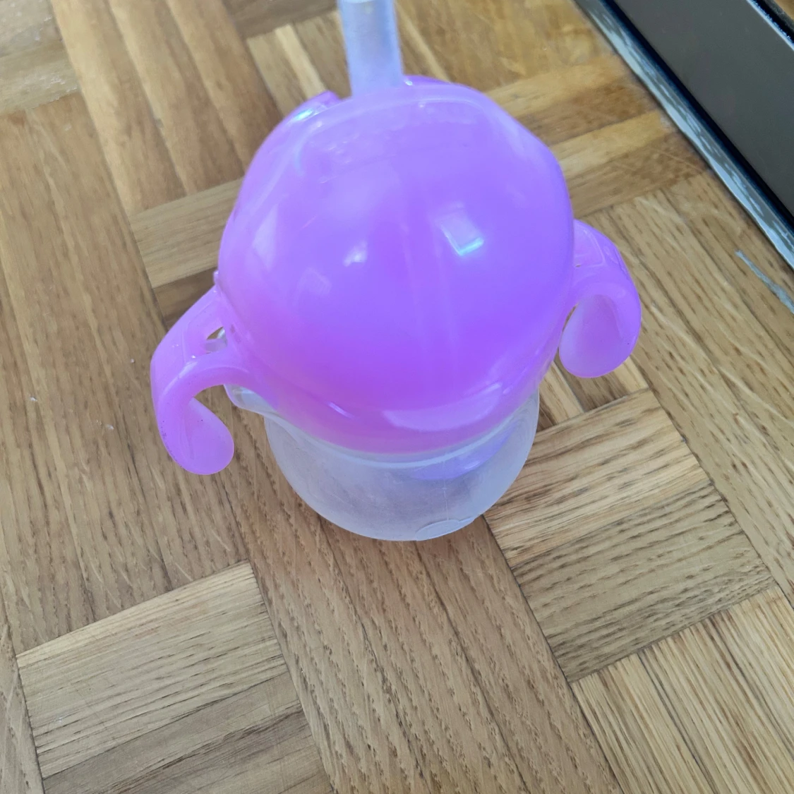 Poplugg med sugrör - 1