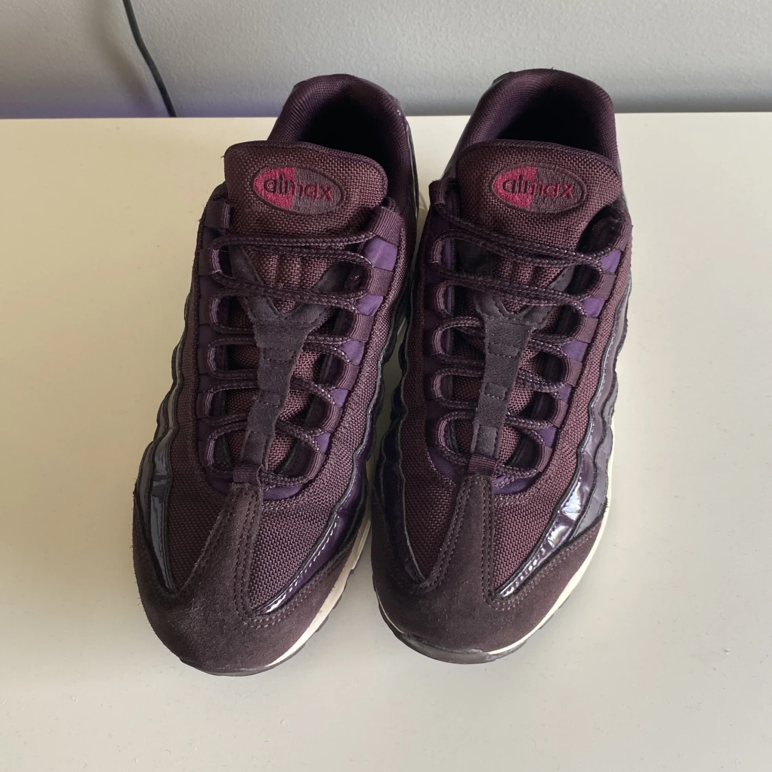 Nike Air Max 95 port wine sneakers strl 39