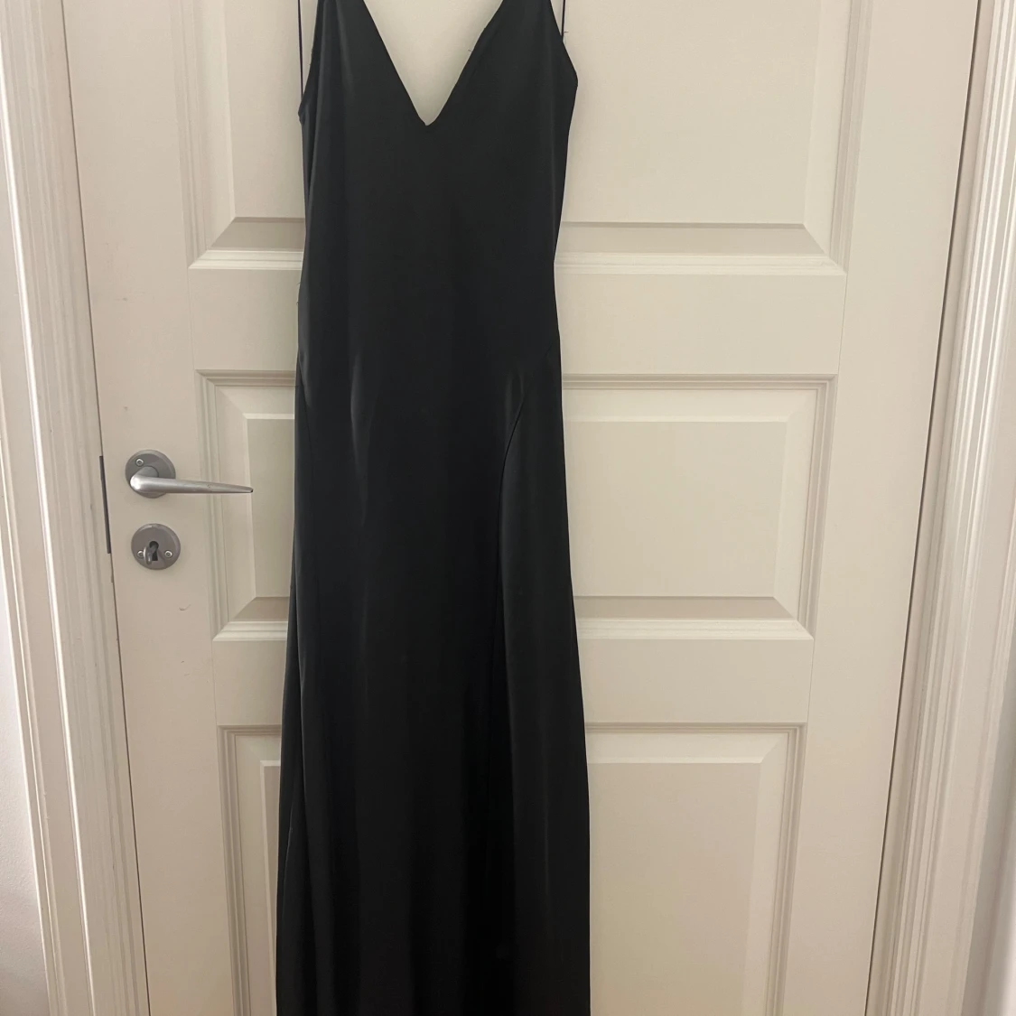 Klänning ifrån Zara med öppen rygg