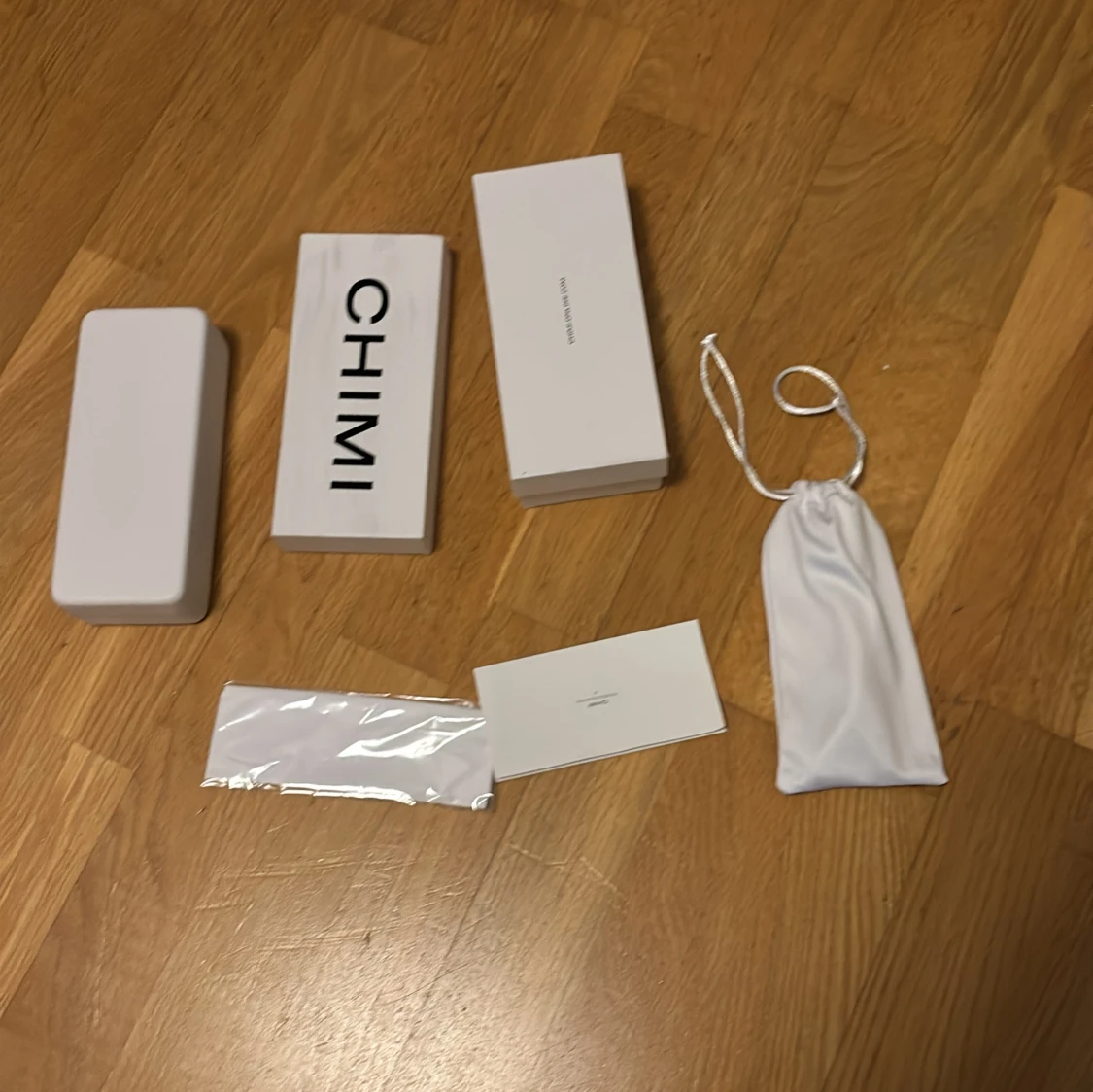 Solglasögon från CHIMI - 2