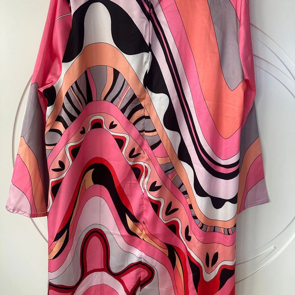 Färgglad mönstrad klänning - 2