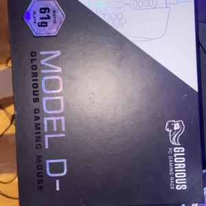 Gaming mus och tangentbord  - Logitech G Pro tangentbord med en Glorious Model D mus funkar utmärkt men kan tänka mig billigare vid snabb affär.