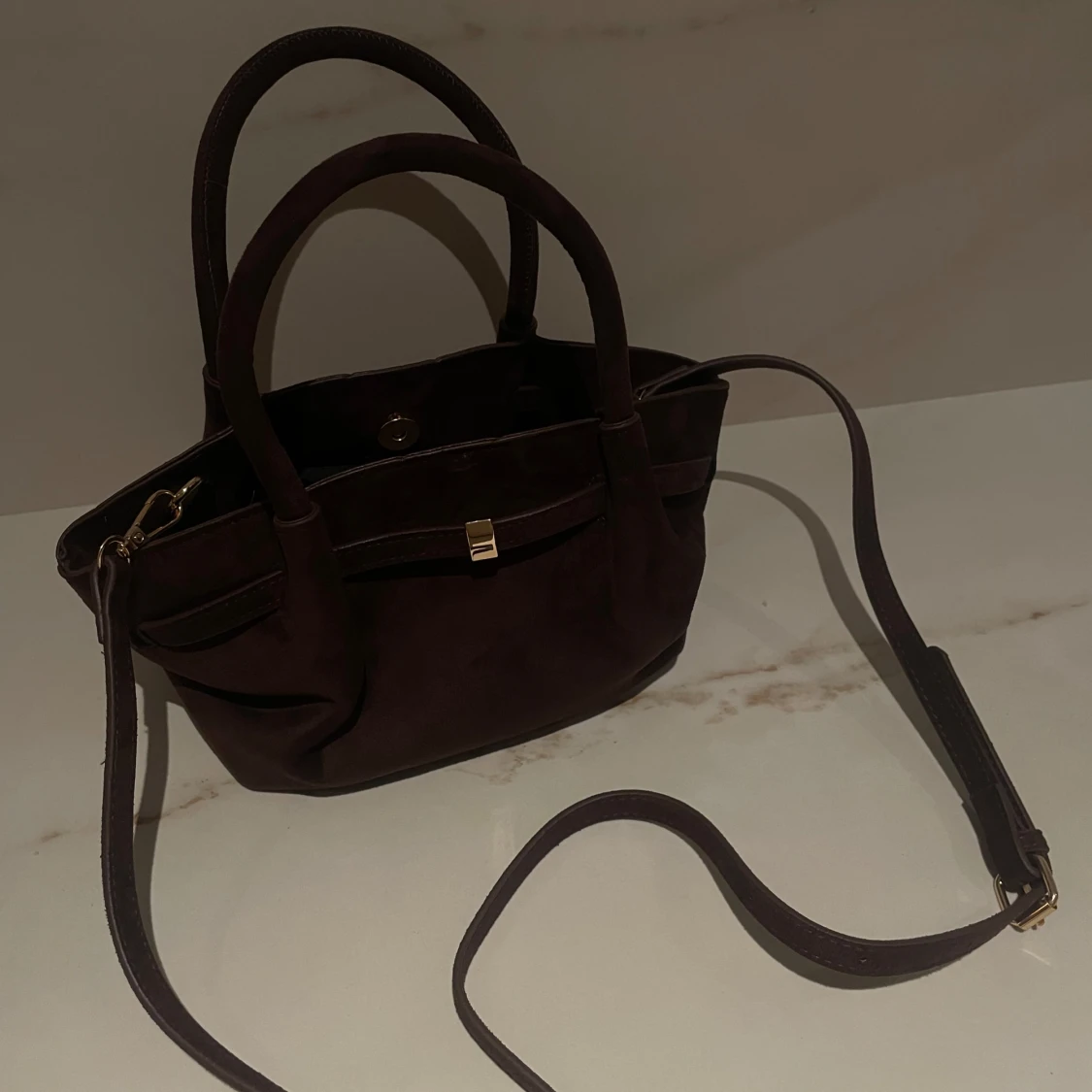 Brun mocka handväska