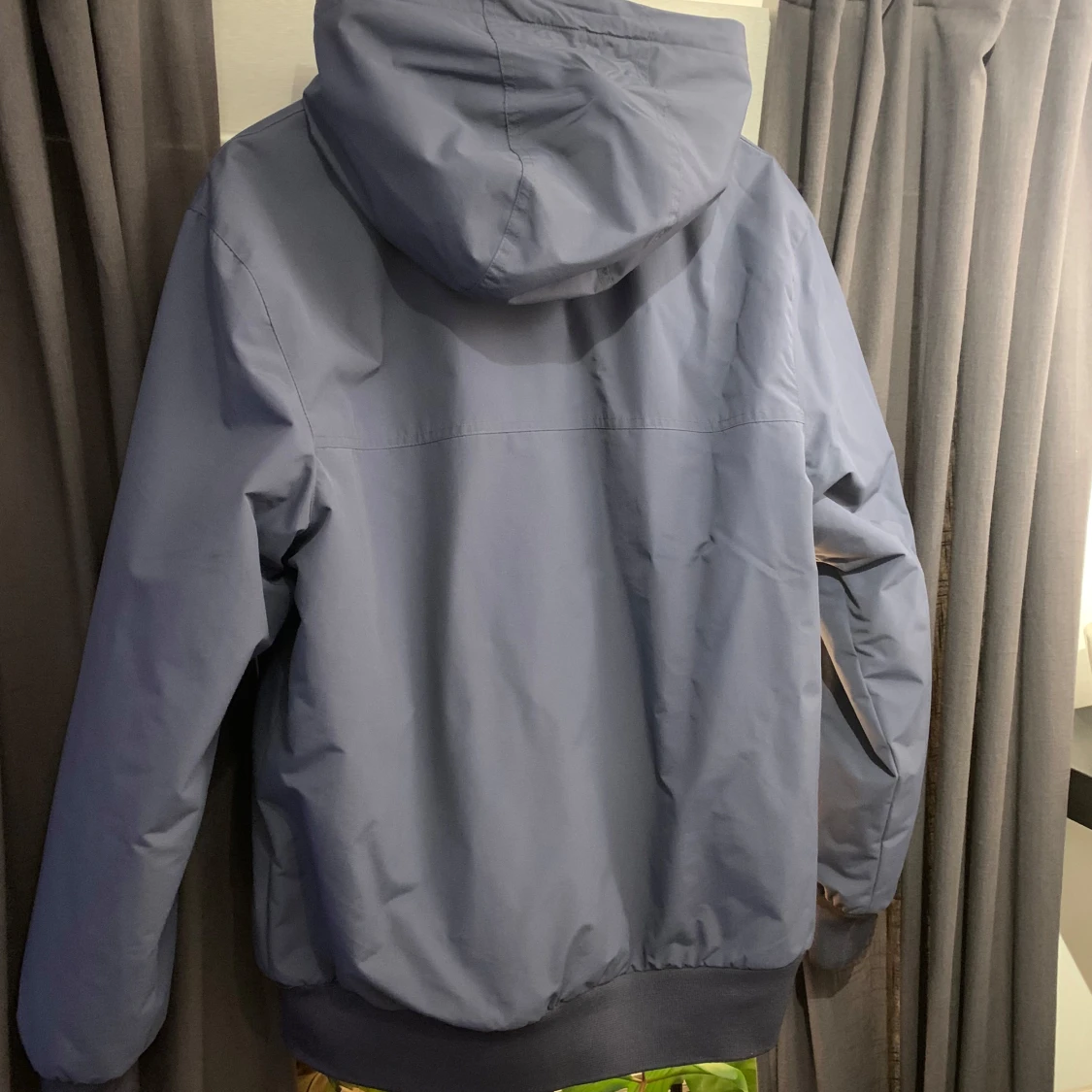 Blå vindjacka från Carhartt - 3