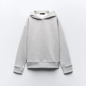 Grå hoodie från Zara - Hoodie i storlek s, väl använd men inget slitage