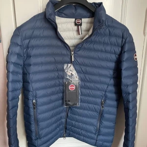 Colmar jacka - Säljer denna helt nya colmar jackan i storlek M 10/10 skick tags finns kvar! Hör av er vid funderingar eller frågor!