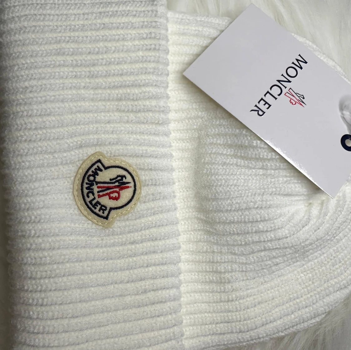 Vit ribbad mössa - 3