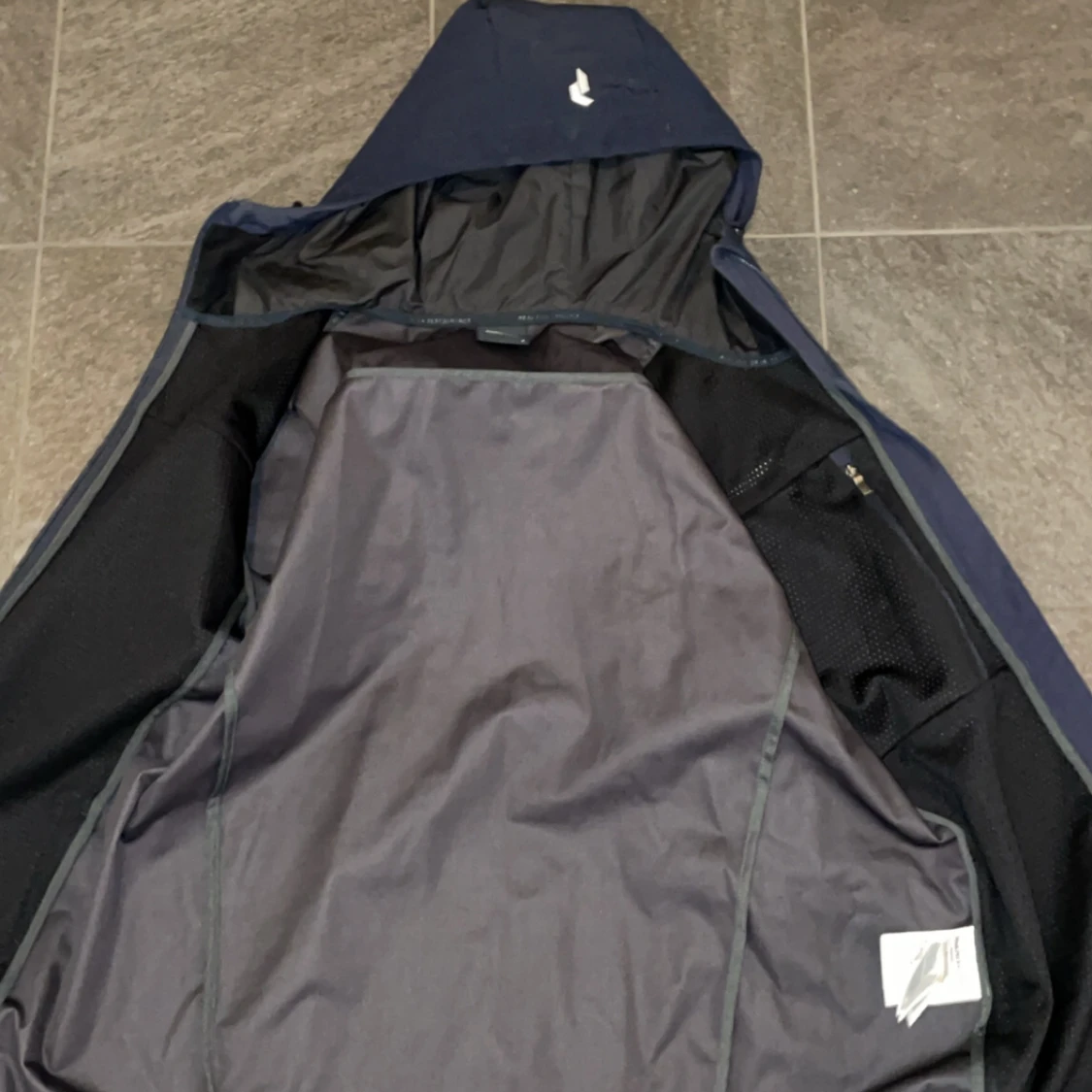 Mörkblå jacka från Peak Performance - 2