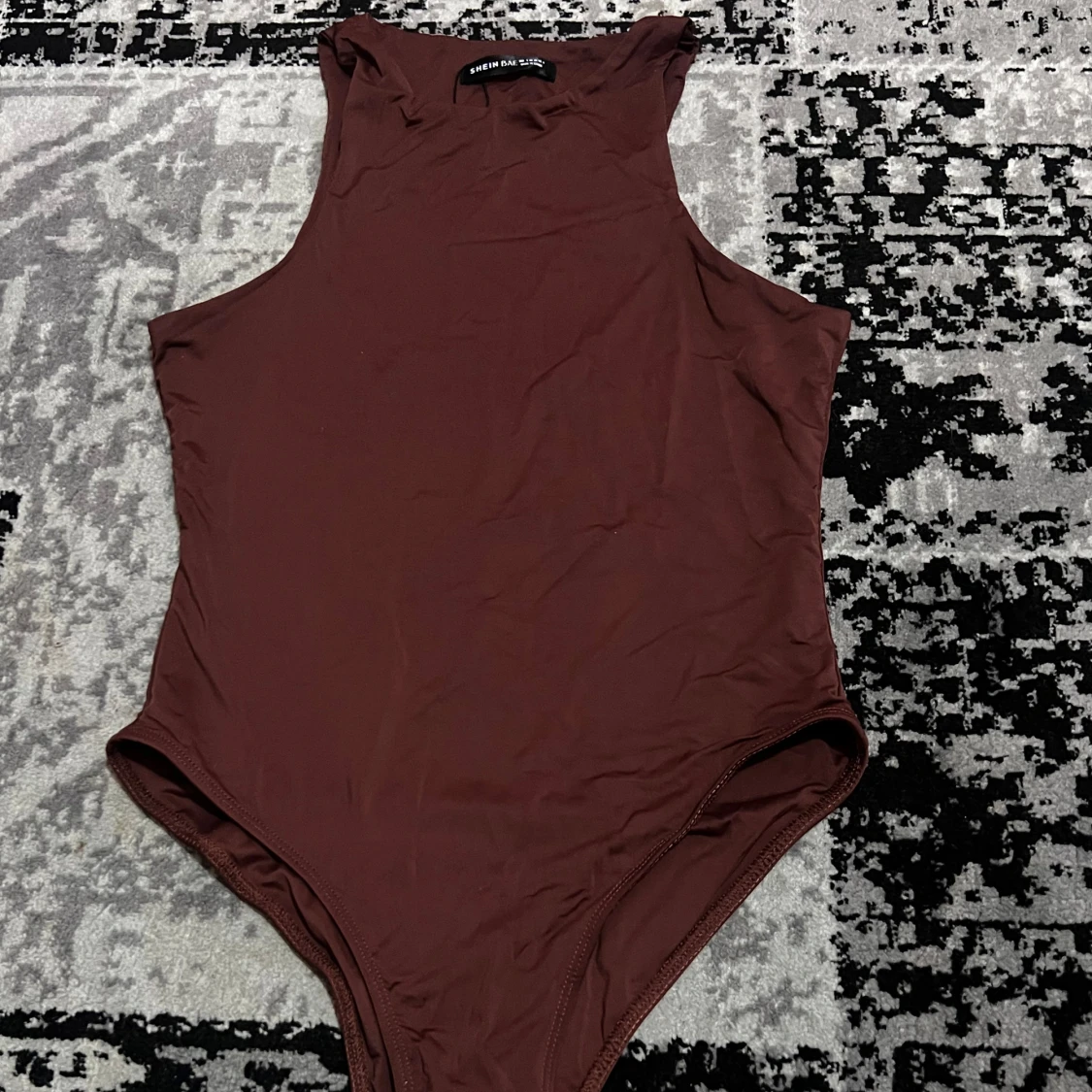 Brun ärmlös bodysuit 