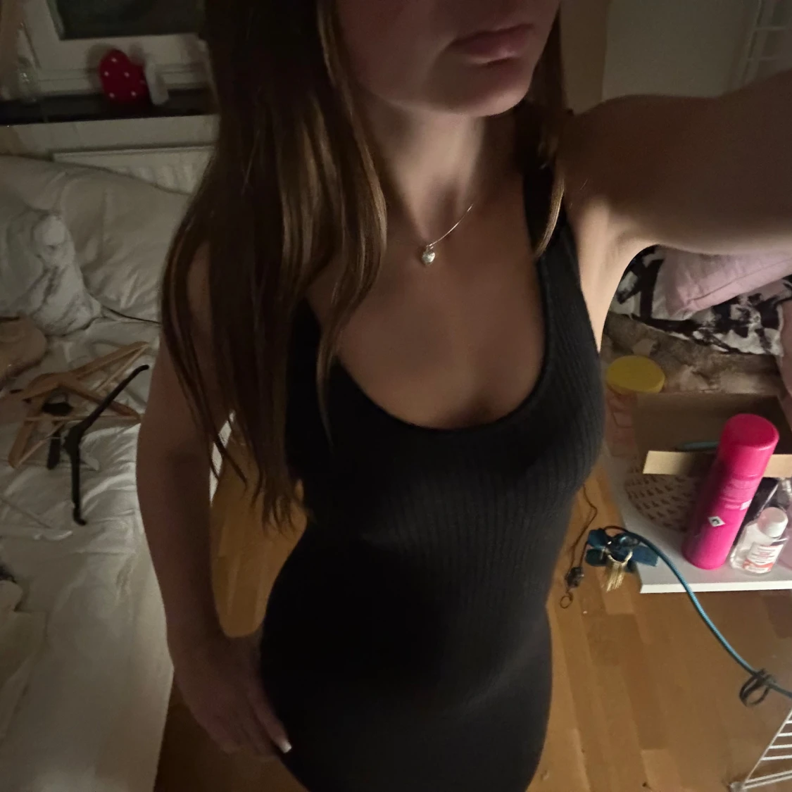 Svart ribbad långklänning - 1