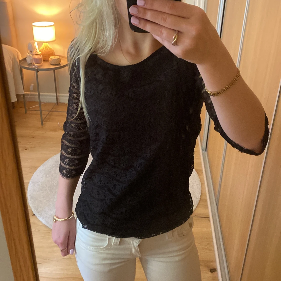 Svart spetsblus från Lindex XS - 1