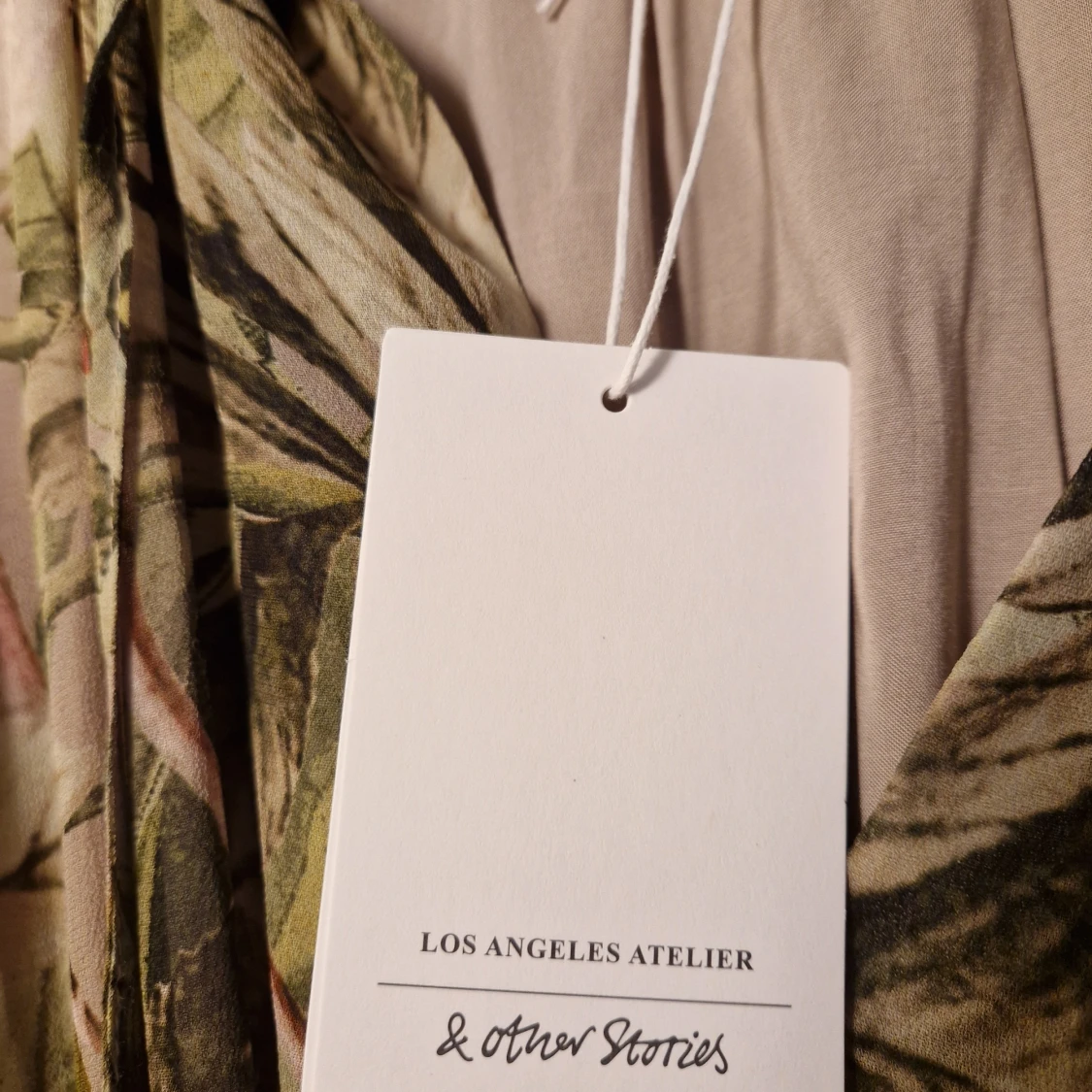 Blommig långklänning från & Other Stories - 3