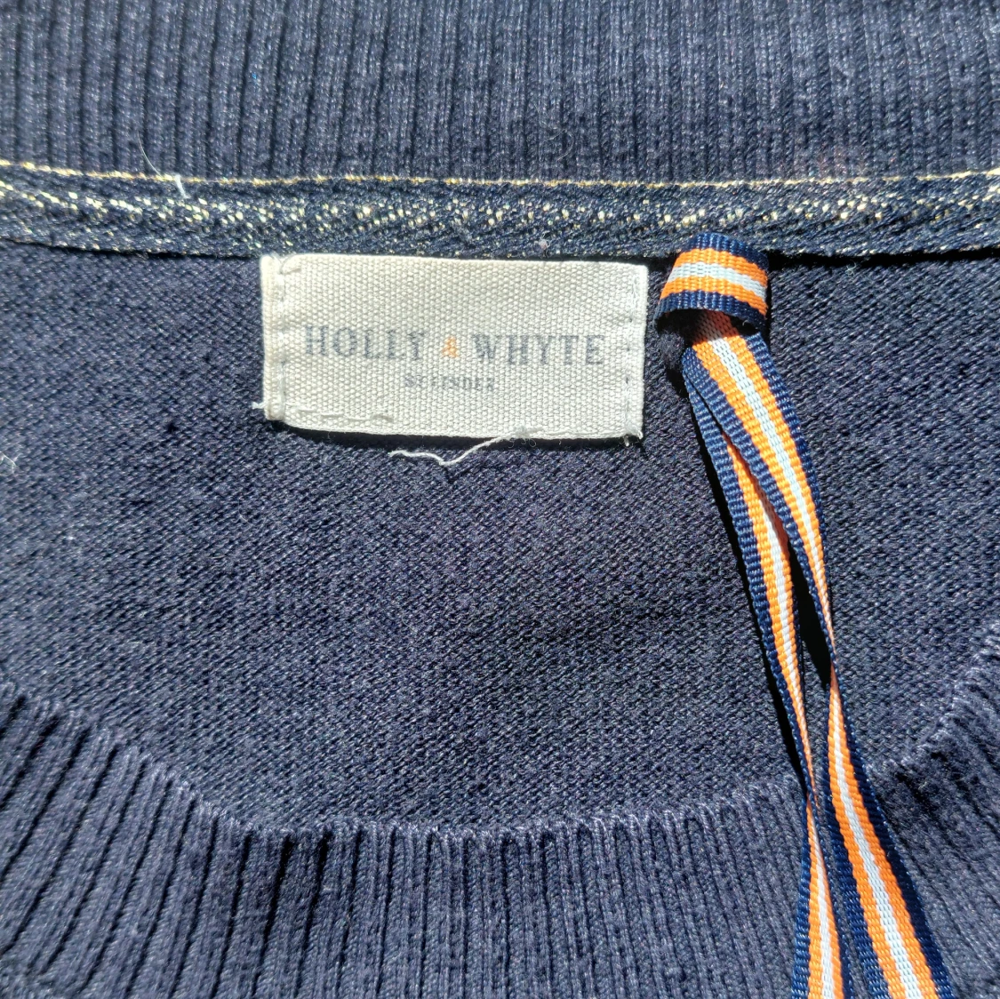 Mörkblå stickad tröja Holly & Whyte - 1