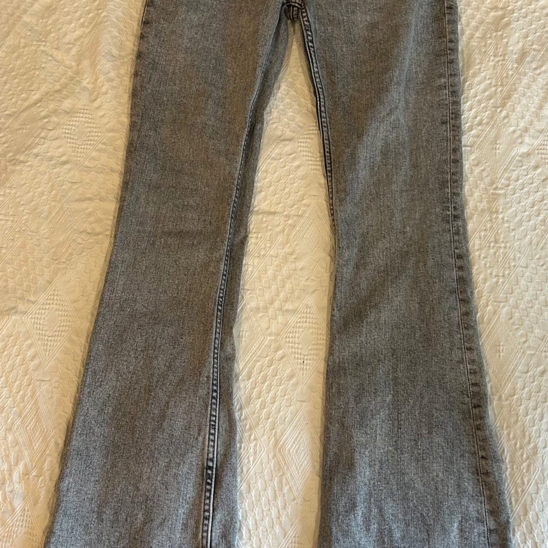 Grå bootcut jeans/Low boot  - 2