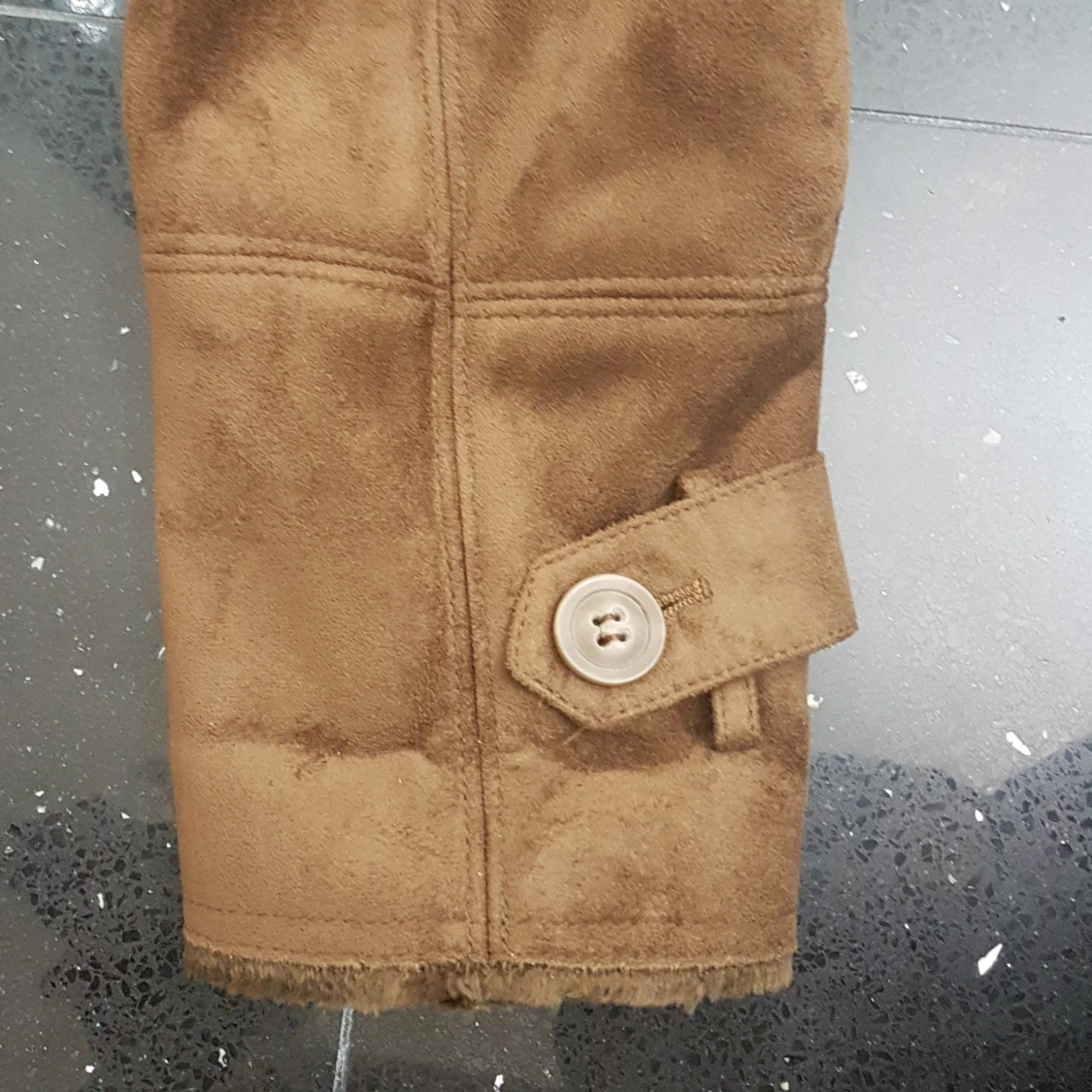 Brun mocka kappa med fuskpäls - 3