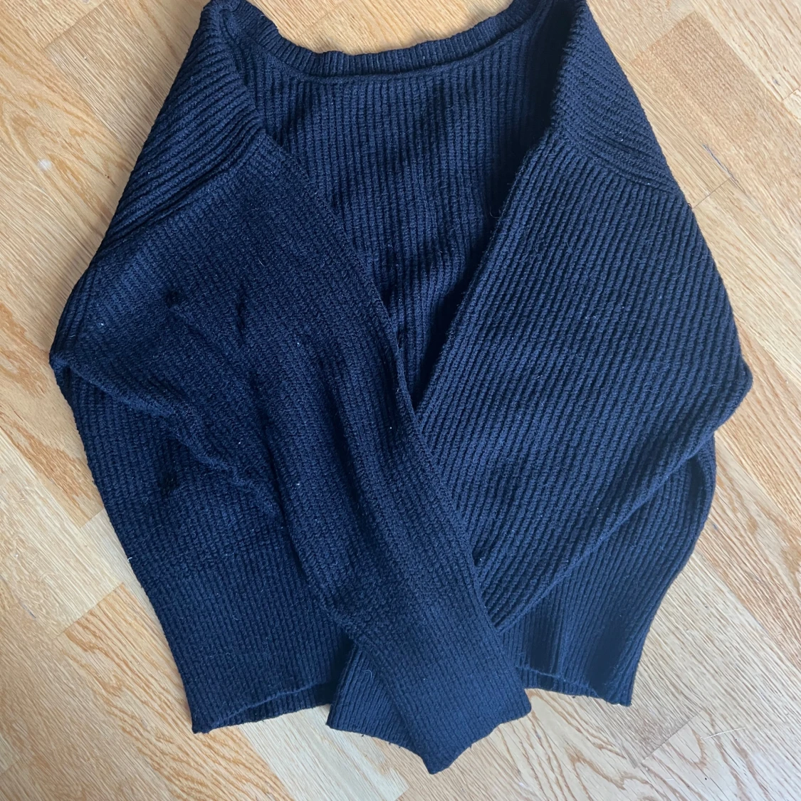 Svart ribbad stickad tröja Pull&Bear