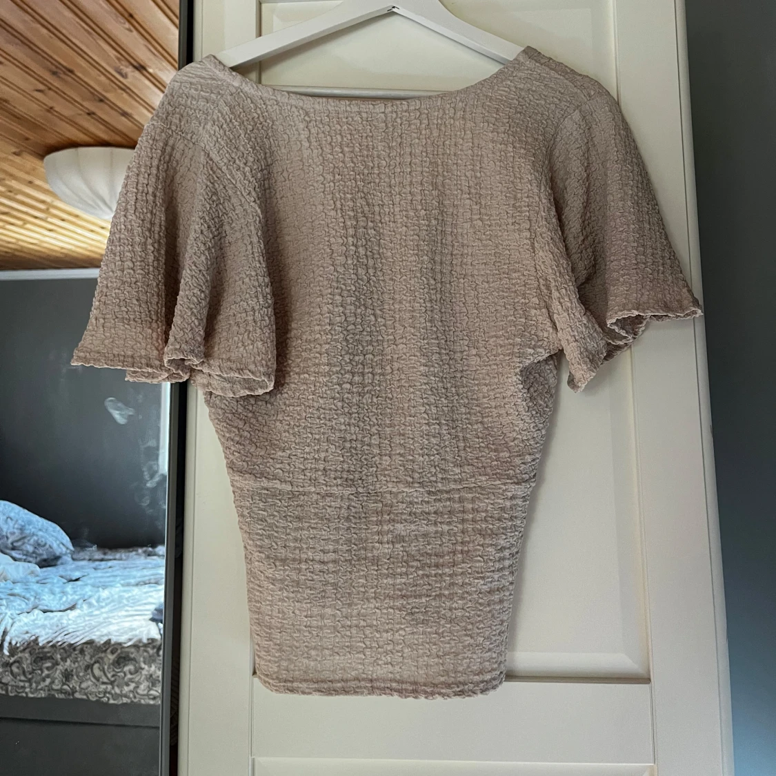 Beige omlottopp från ONLY - 2