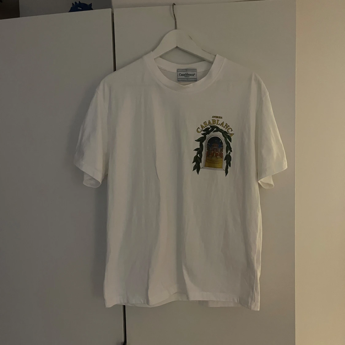 Vit Casablanca t-shirt med tryck