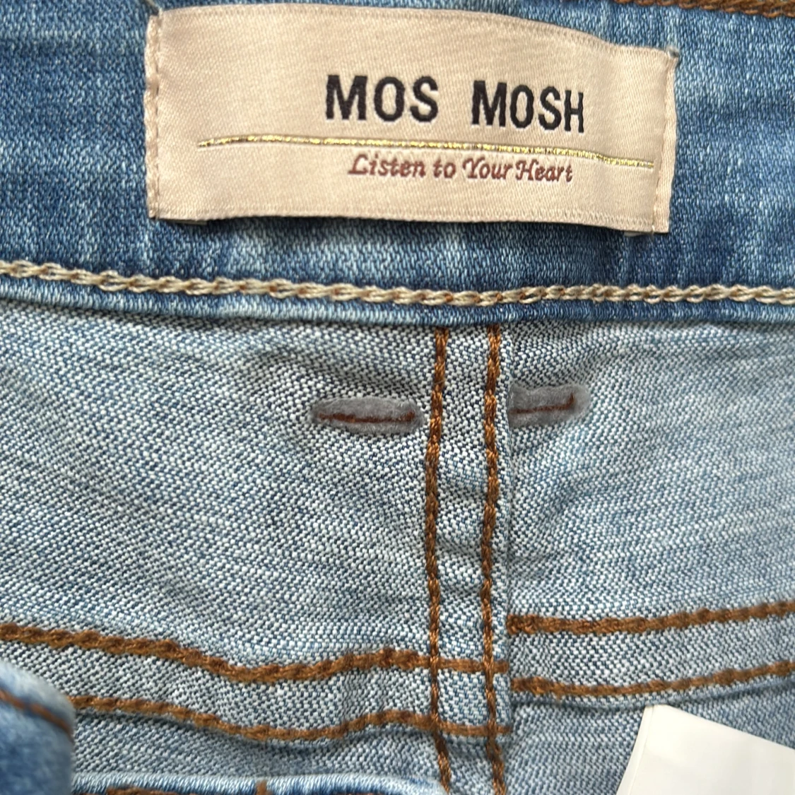 Blå jeans från Mos Mosh med detaljer - 2